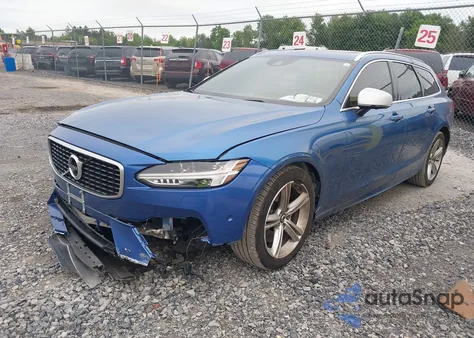 2019 Volvo V90 T6 R-Design z USA, uszkodzony, nr VIN YV1A22VM2K1084934